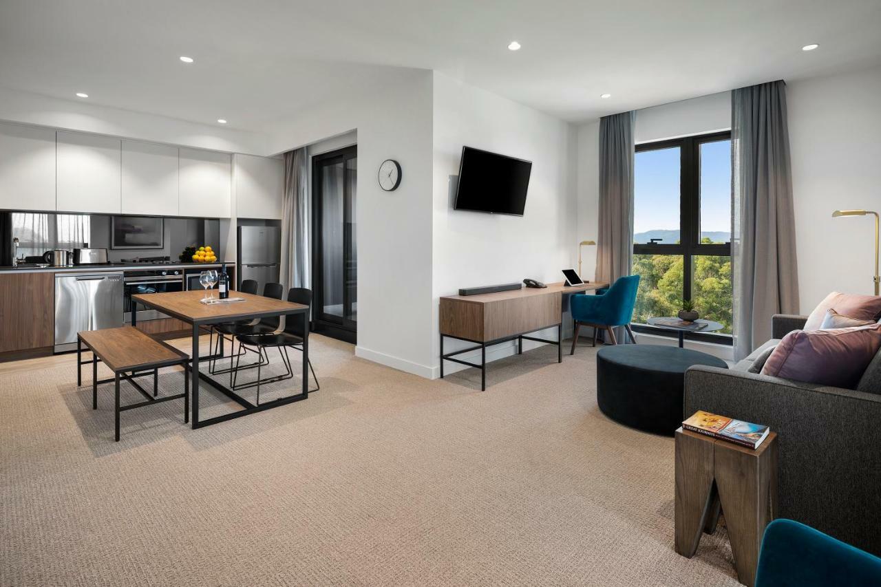 Quest Burwood East Aparthotel Exteriör bild