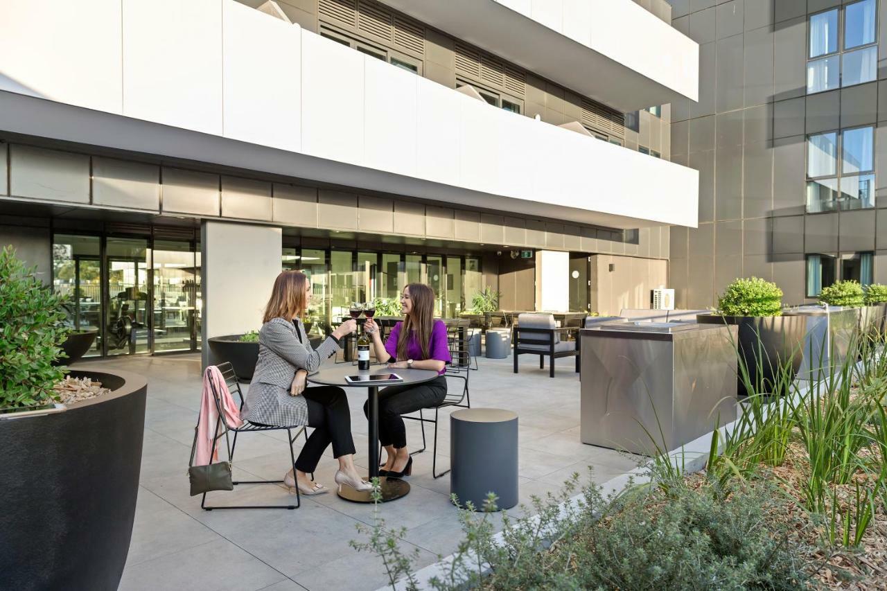 Quest Burwood East Aparthotel Exteriör bild